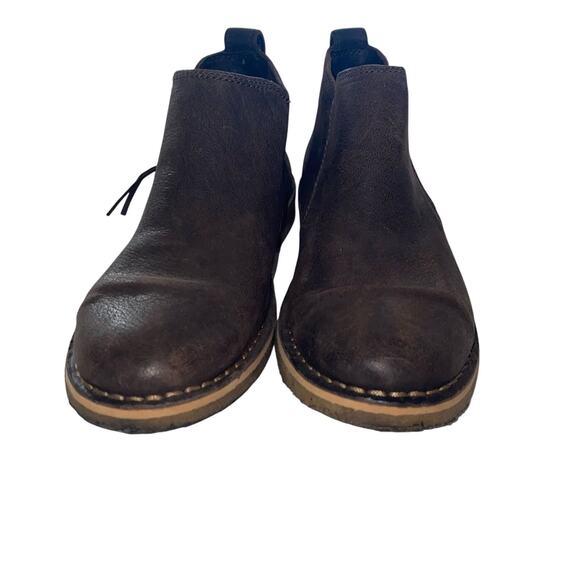 UGG Brown leather clementine Ankle Boots minimalist size 6.5 women - Picture 1 of 10